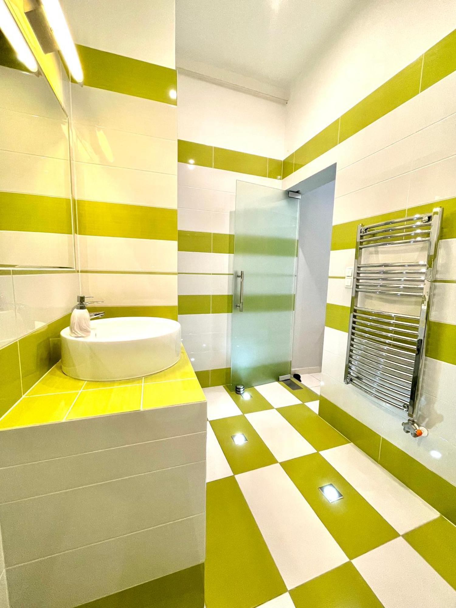 Amazing Swedish 3 Rooms Apartment In The City Center Budapest Exterior foto