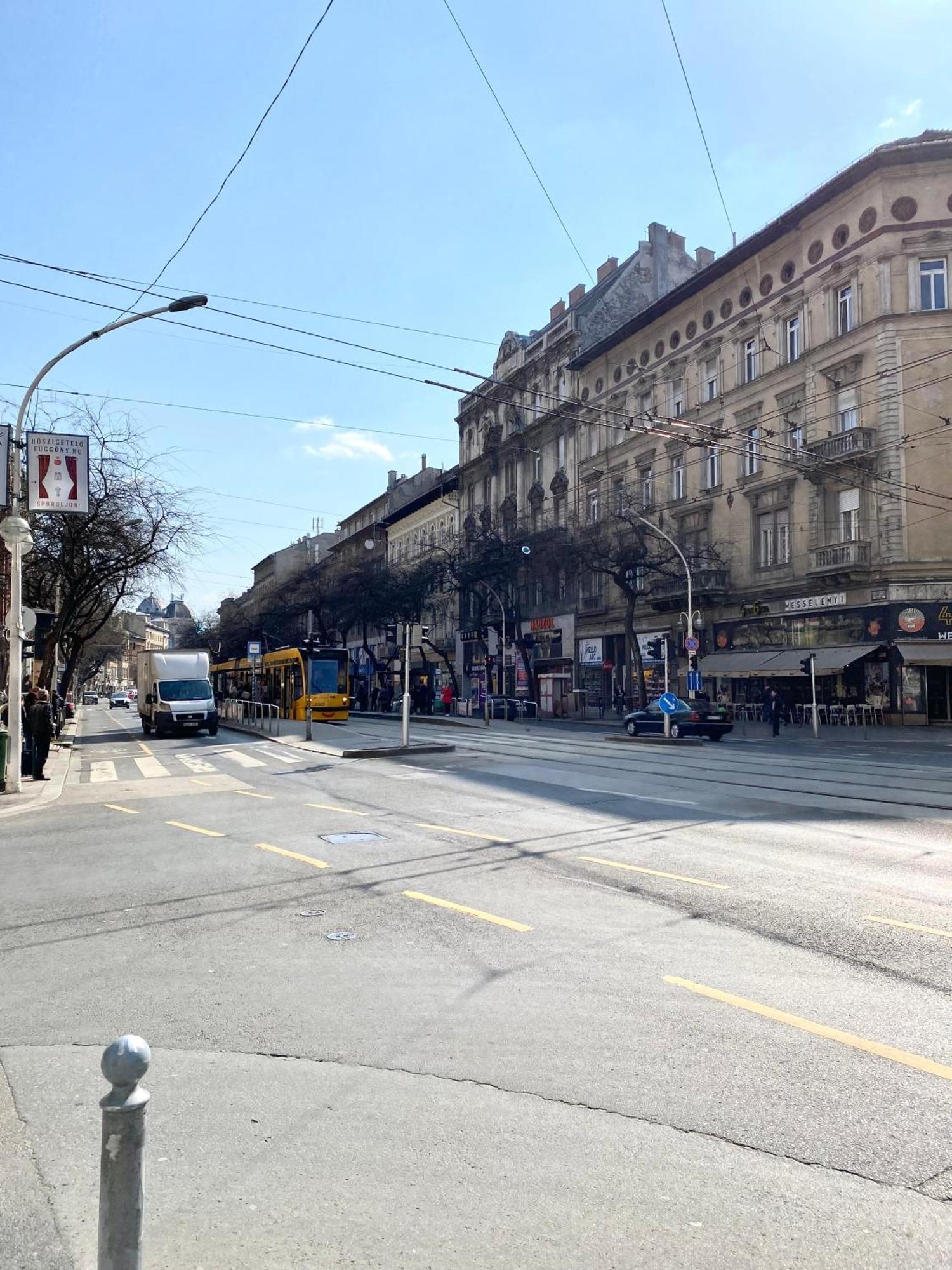 Amazing Swedish 3 Rooms Apartment In The City Center Budapest Exterior foto