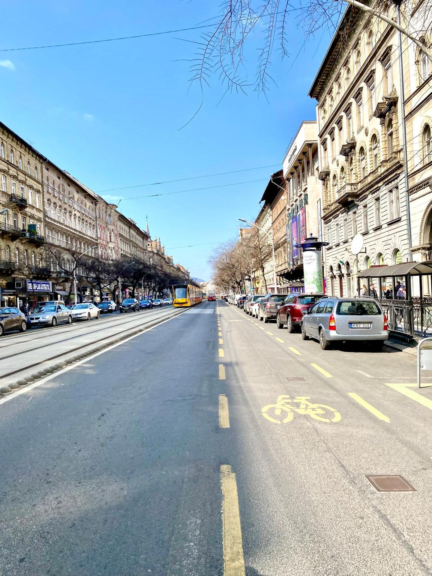 Amazing Swedish 3 Rooms Apartment In The City Center Budapest Exterior foto